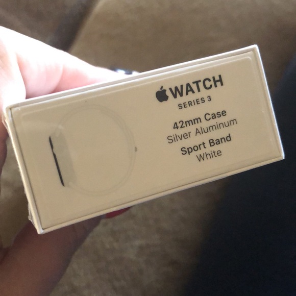 Apple Watch Series 3 - Picture 2 of 6
